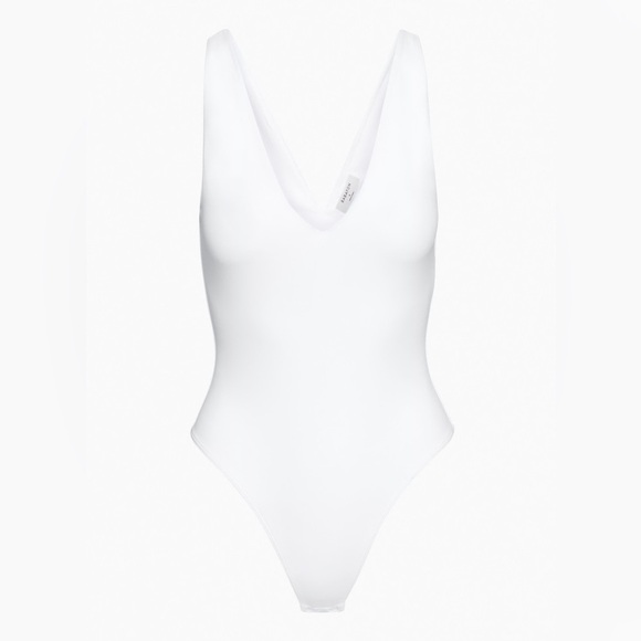 Babaton Tops - Babaton Contour‎ V Neck Bodysuit